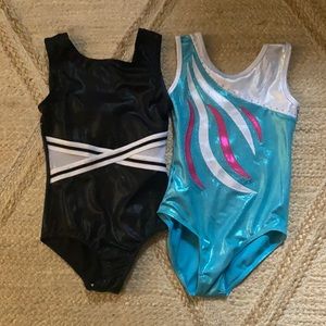 2 girls leotards